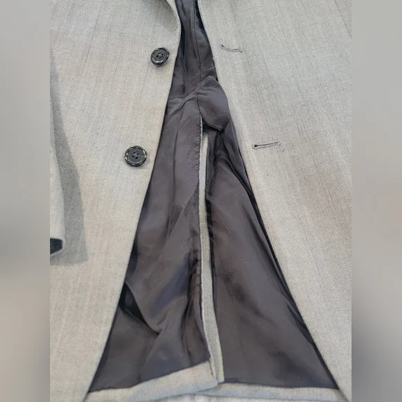 40L Men's Jos. A Bank Blazer Silver Gray Herringbone Silk & Wool Sport Coat - Picture 2 of 10